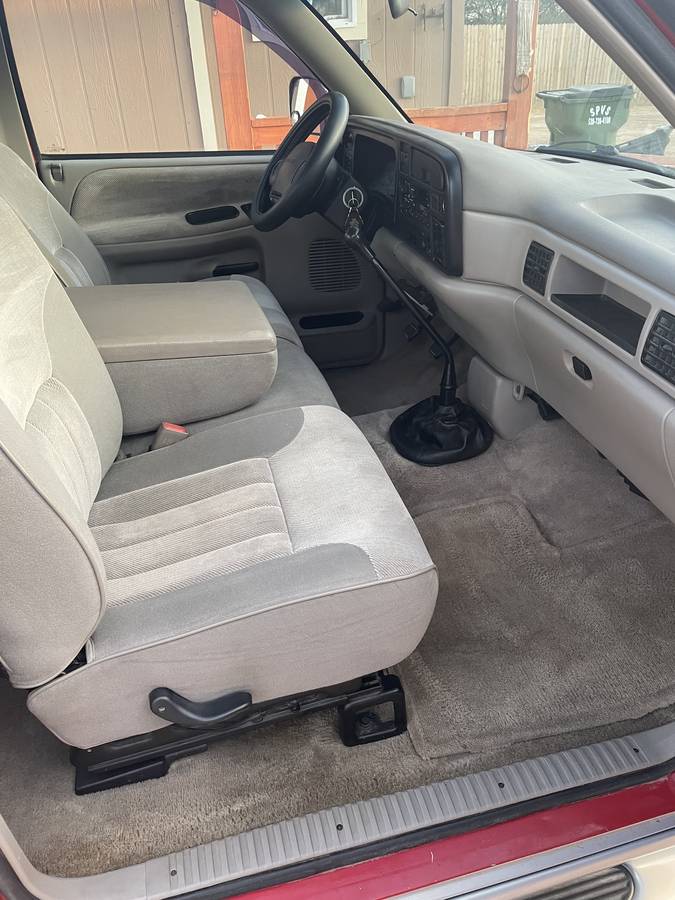 Dodge-ram-1500-1996-red-15