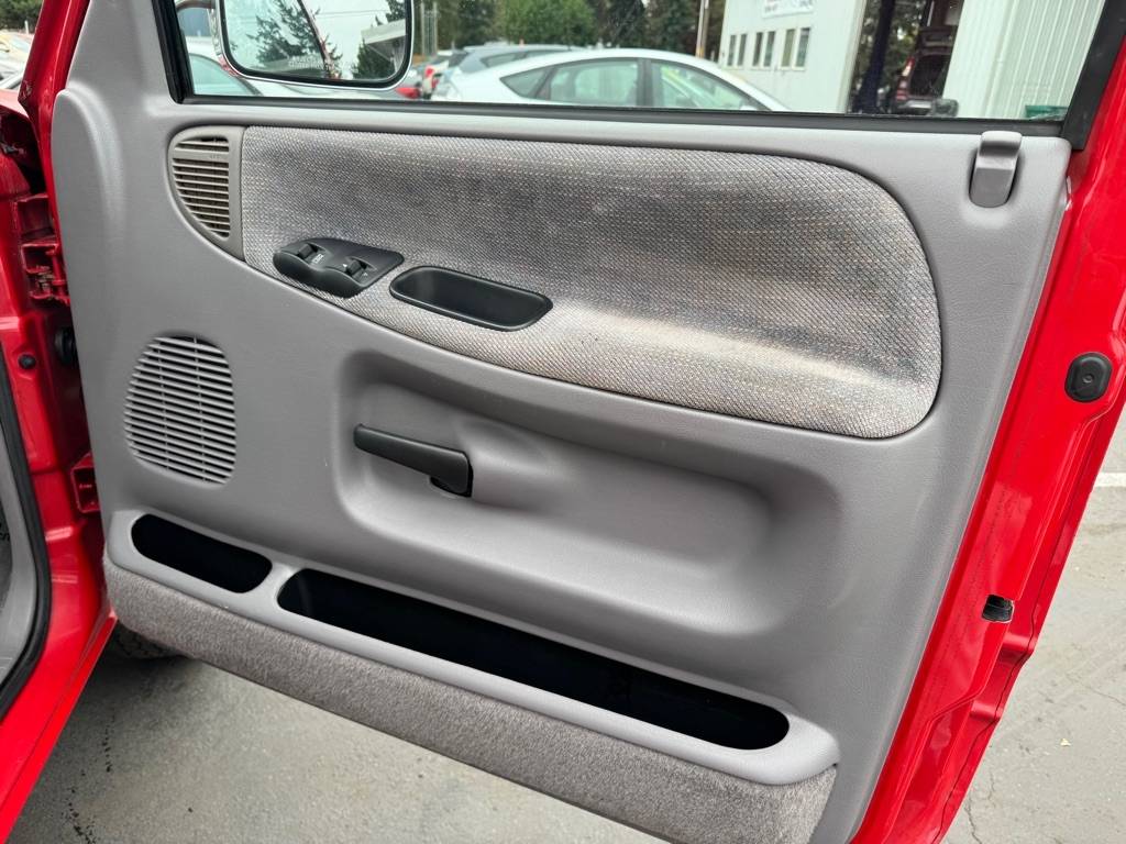 Dodge-ram-1500-1996-red-16