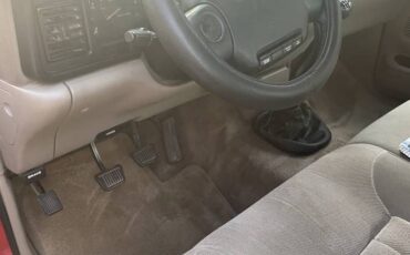 Dodge-ram-1500-1996-red-16