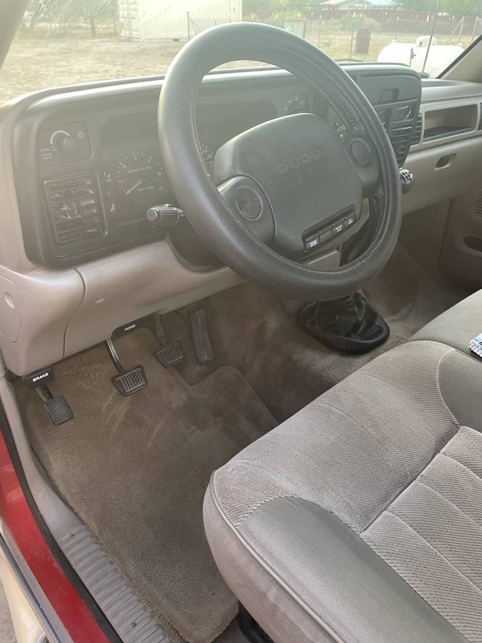 Dodge-ram-1500-1996-red-16