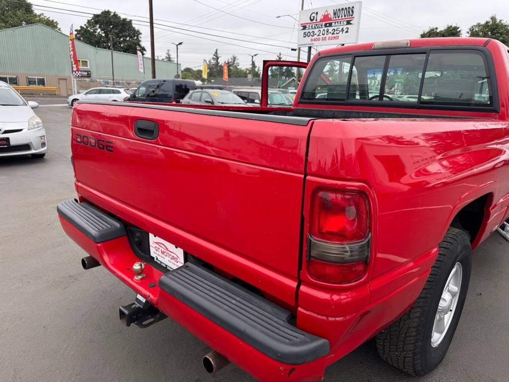 Dodge-ram-1500-1996-red-17