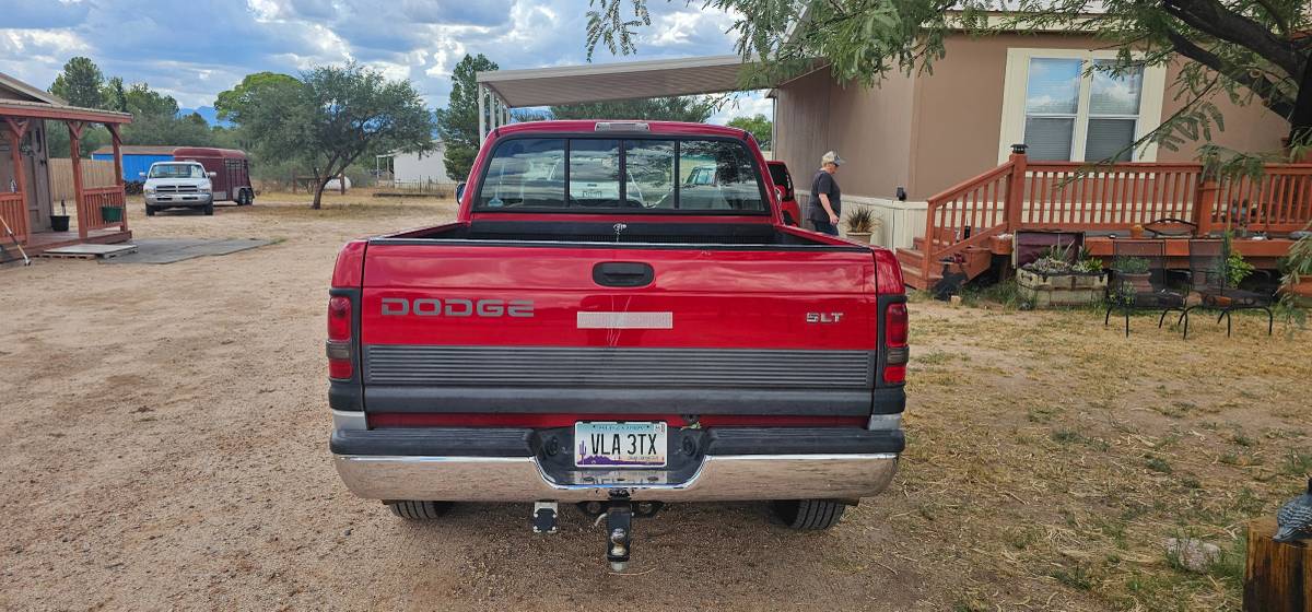 Dodge-ram-1500-1996-red-2