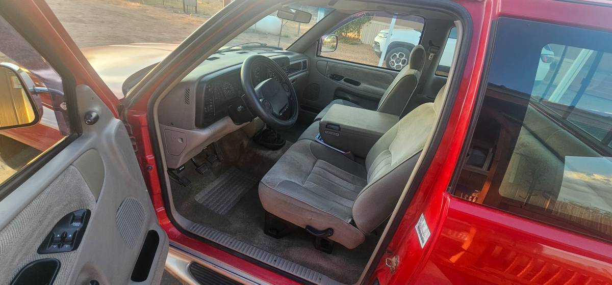 Dodge-ram-1500-1996-red-20