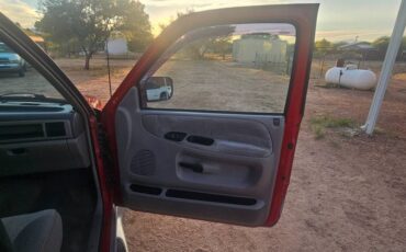 Dodge-ram-1500-1996-red-9