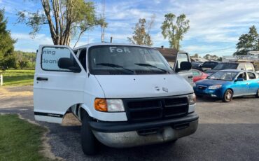Dodge-ram-1500-2000-white-5