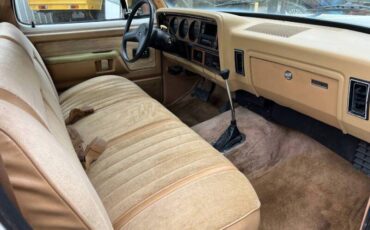 Dodge-ram-1500-4x4-1987-white-5