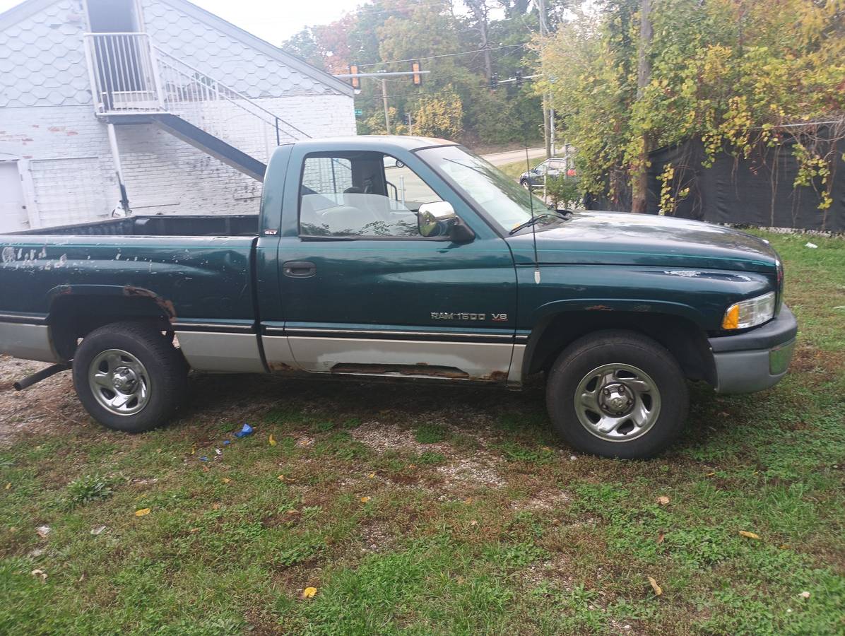 Dodge-ram-1500-laramie-1994-2