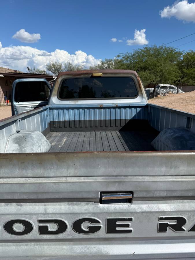 Dodge-ram-1986-blue-1