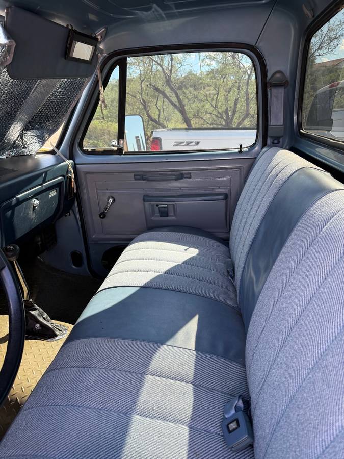 Dodge-ram-1986-blue-2