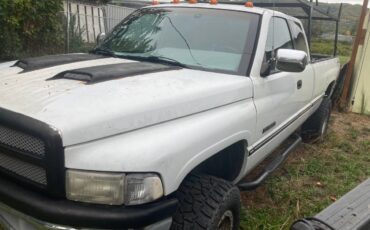 Dodge-ram-2500-1995-white-1