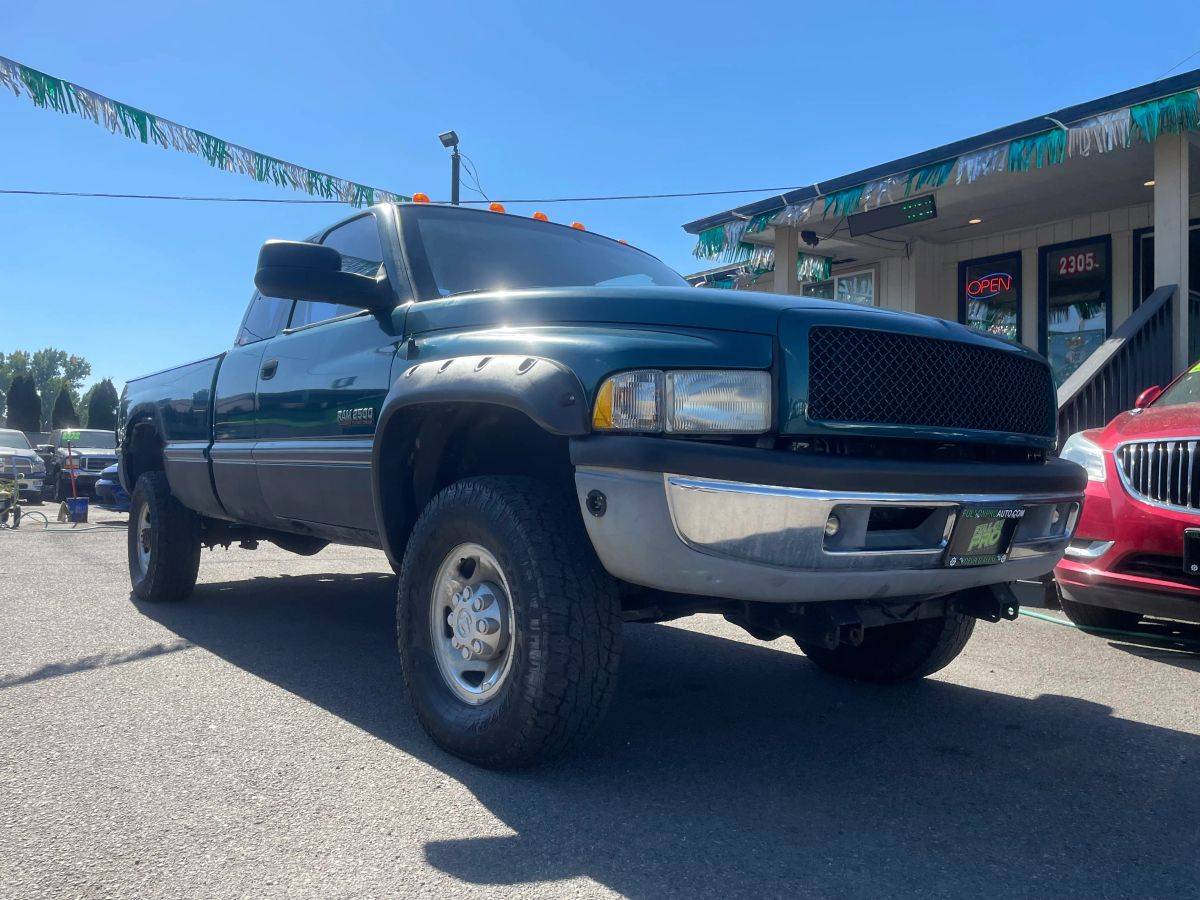 Dodge-ram-2500-club-cab-diesel-1996-green-1