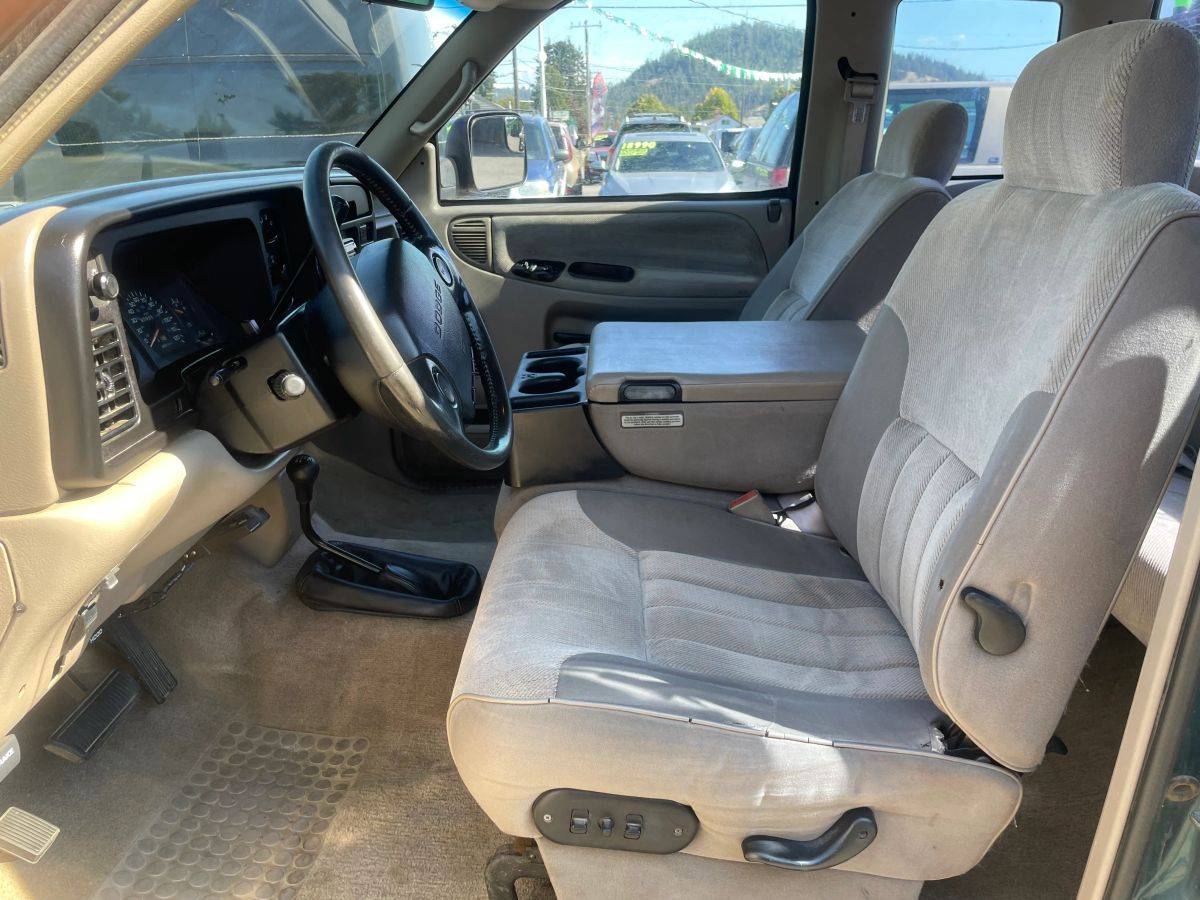Dodge-ram-2500-club-cab-diesel-1996-green-8