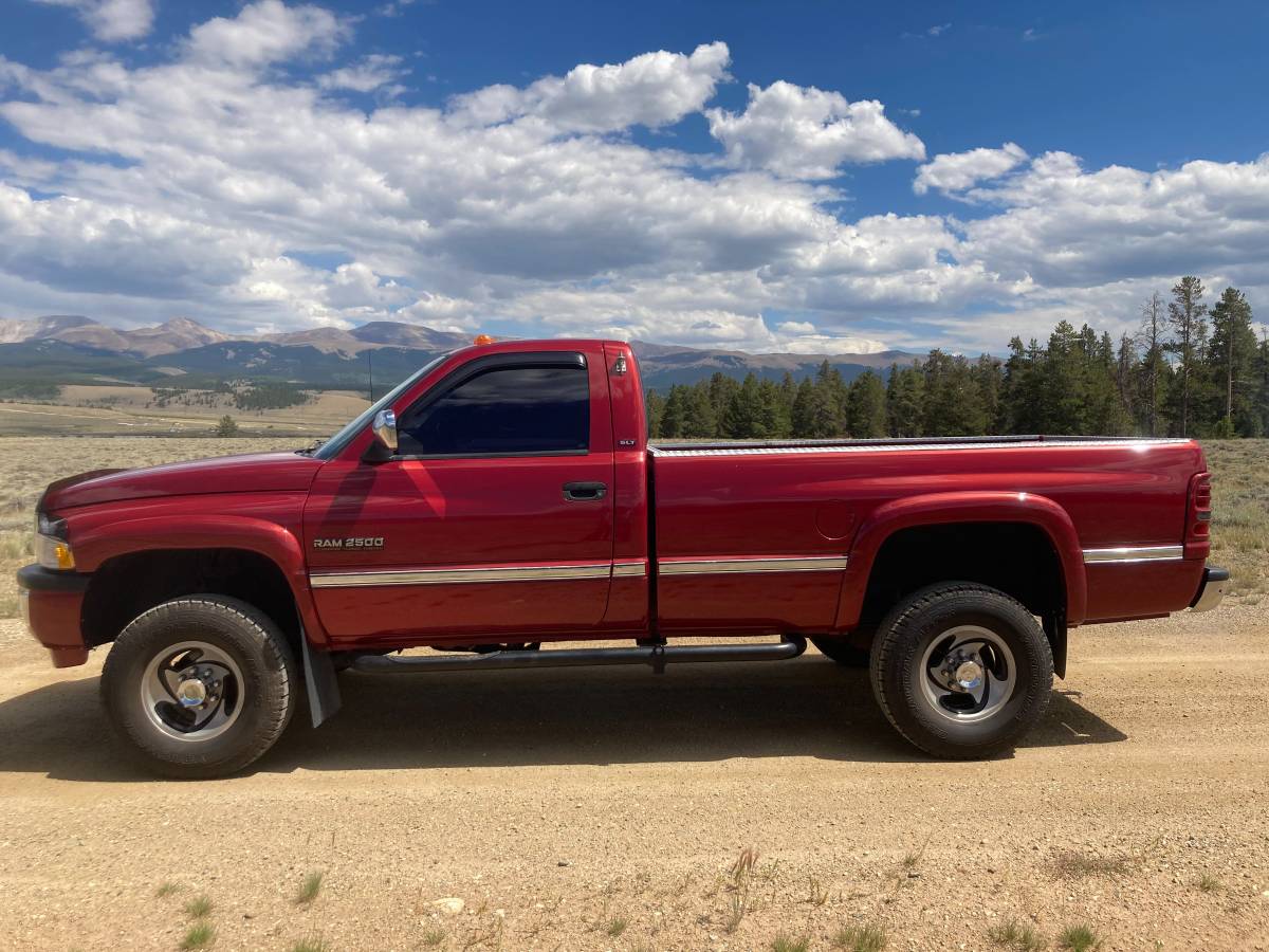 Dodge-ram-2500-diesel-1995-custom-1