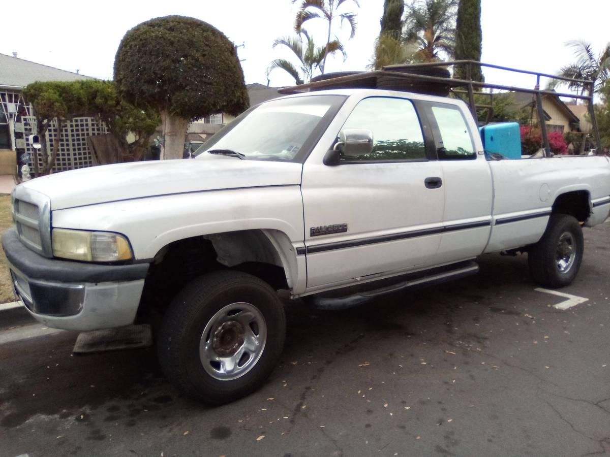 Dodge-ram-2500-diesel-1996-2