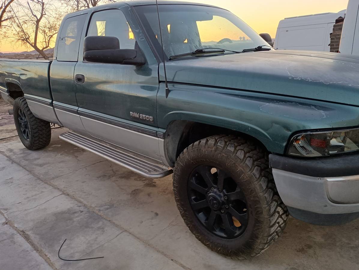 Dodge-ram-2500-slt-diesel-1996-green-13