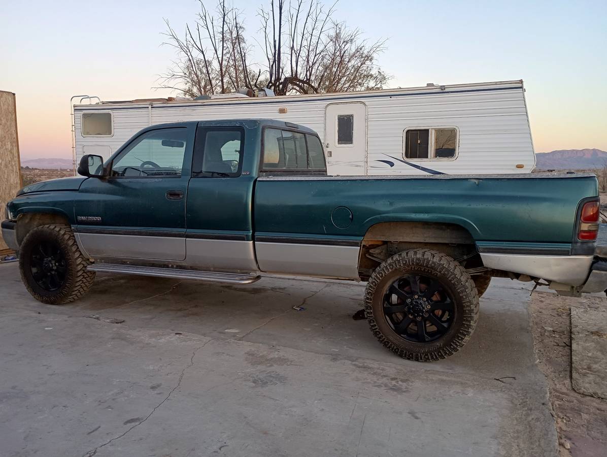 Dodge-ram-2500-slt-diesel-1996-green-15