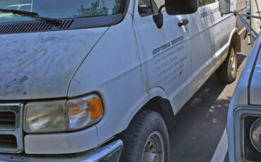 Dodge-ram-3500-1994-white-1