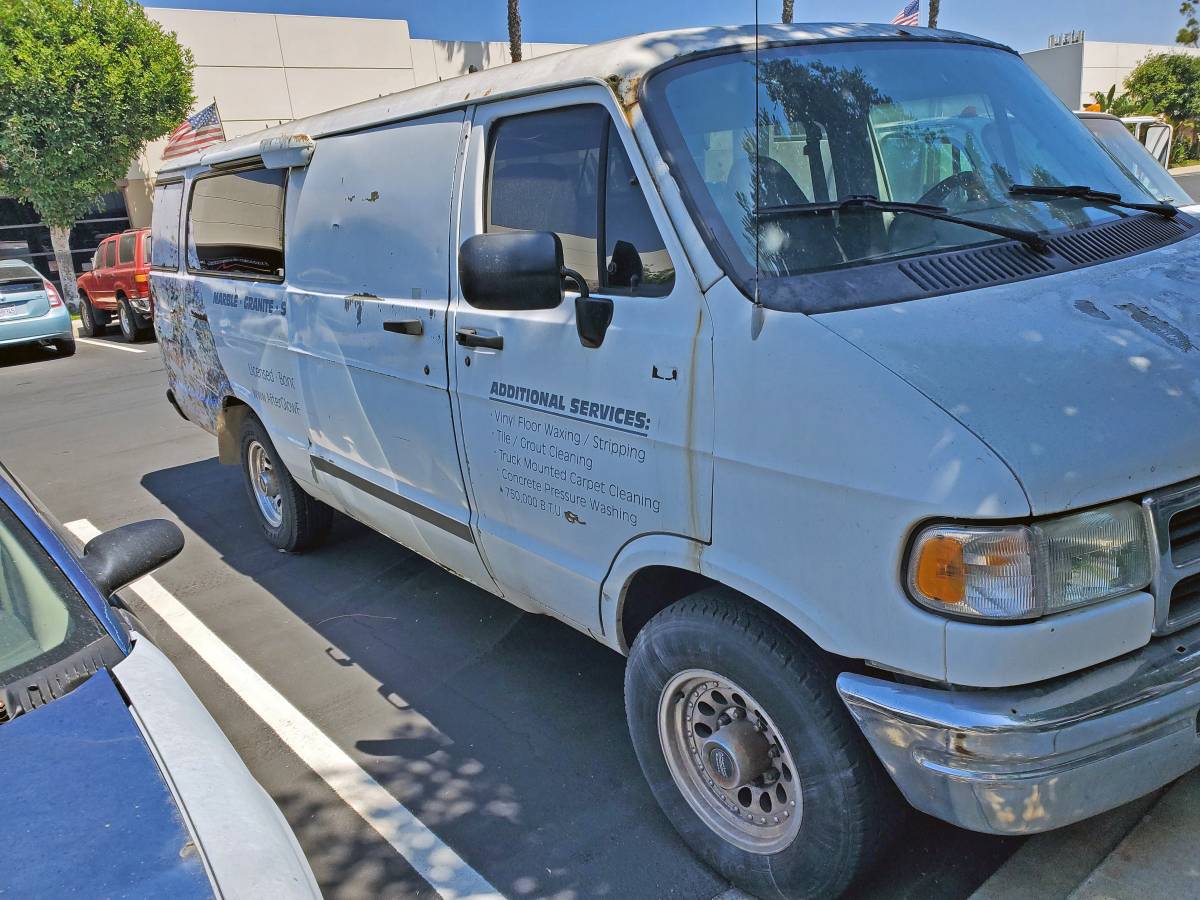 Dodge-ram-3500-1994-white-2