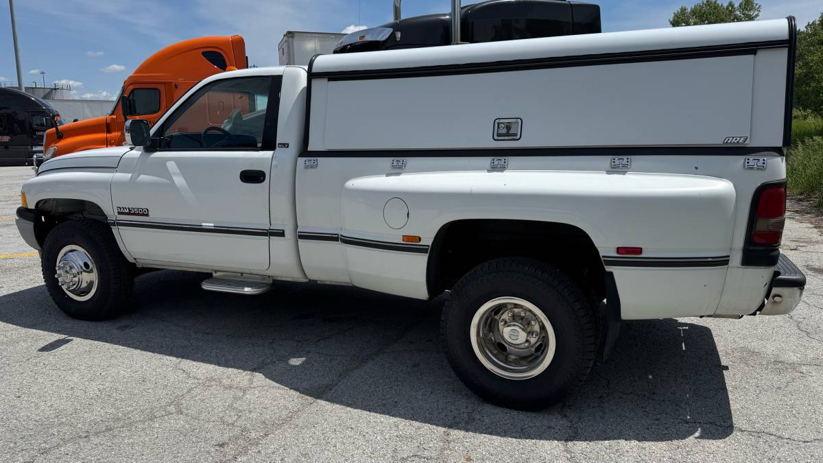 Dodge-ram-3500-cummins-diesel-1996-white-10