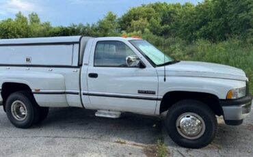 Dodge-ram-3500-cummins-diesel-1996-white