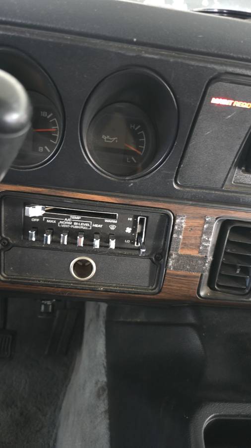 Dodge-ram-b250-1991-grey-1