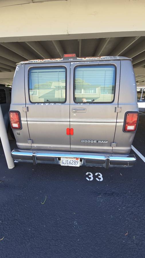 Dodge-ram-b250-1991-grey-12