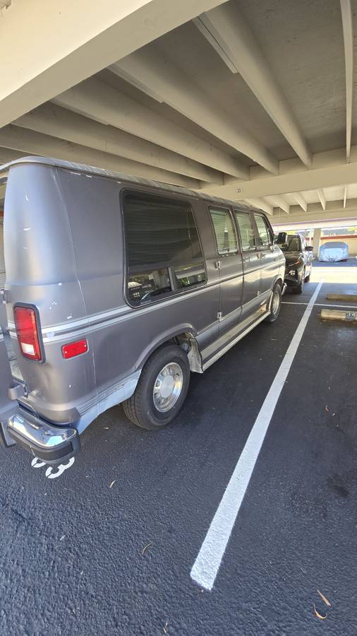 Dodge-ram-b250-1991-grey-15