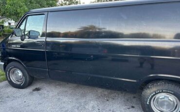Dodge-ram-cargo-1994-black-2