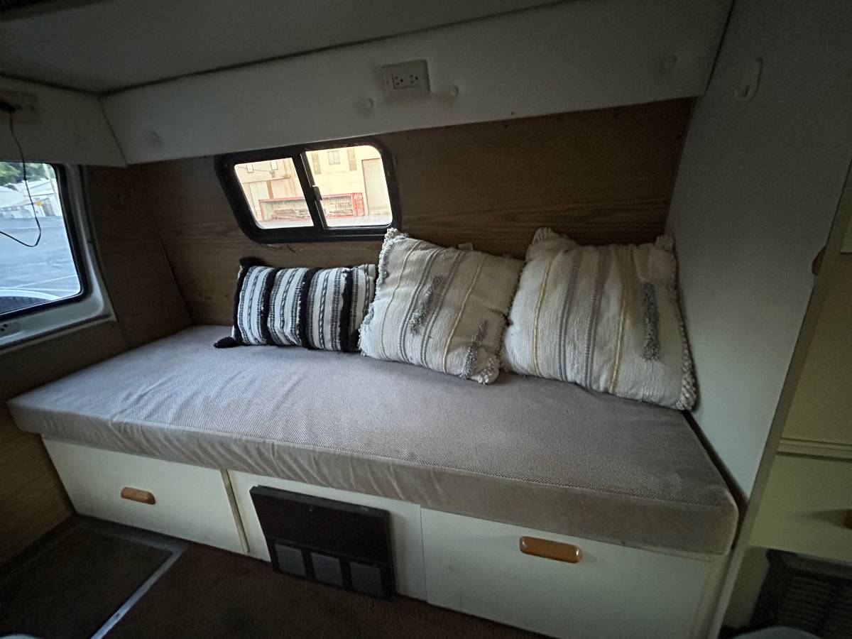 Dodge-ram-coach-house-1988-6