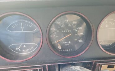 Dodge-ram-d150-1982-8