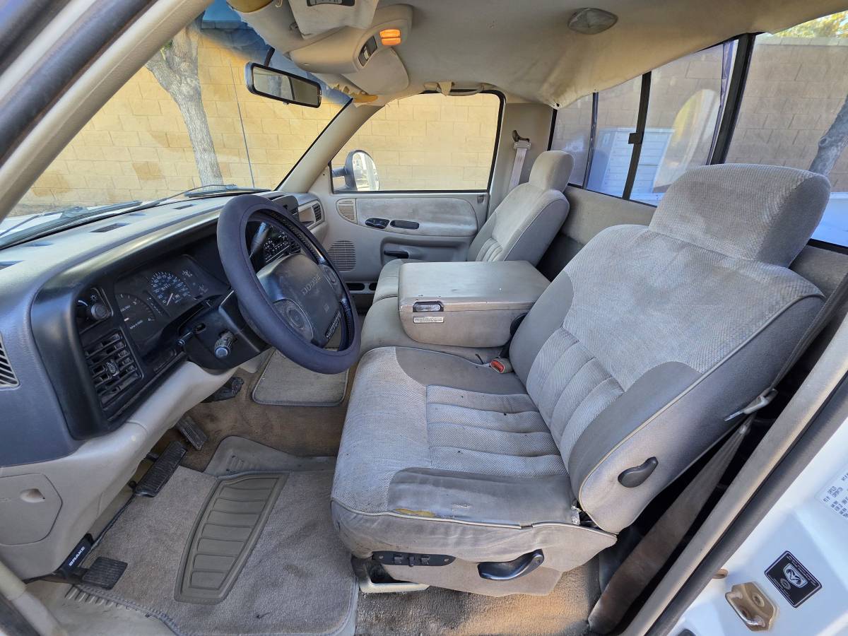 Dodge-ram-deisel-cummins-3500-diesel-1995-3