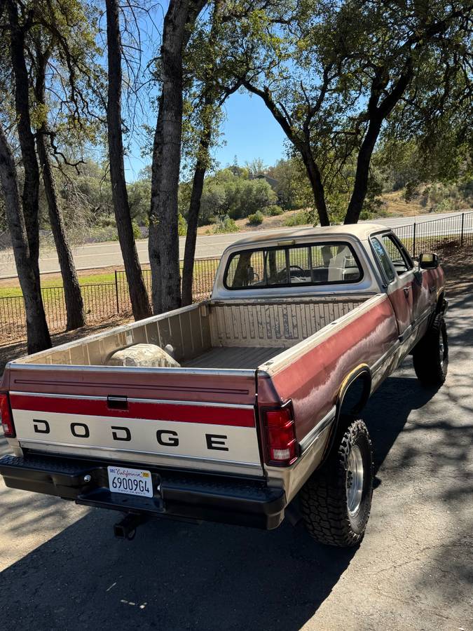 Dodge-ram-diesel-1992-red-10