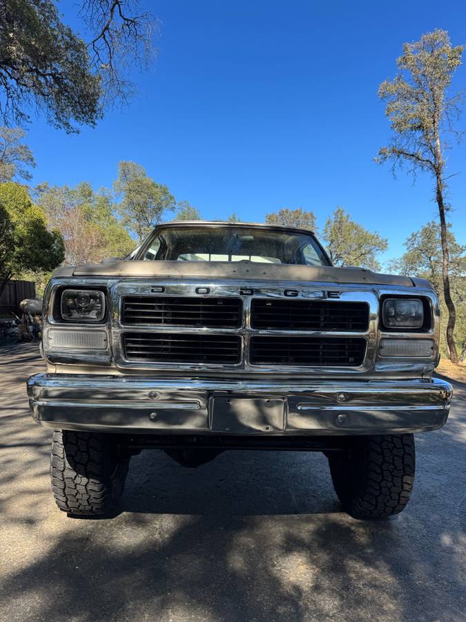Dodge-ram-diesel-1992-red-5