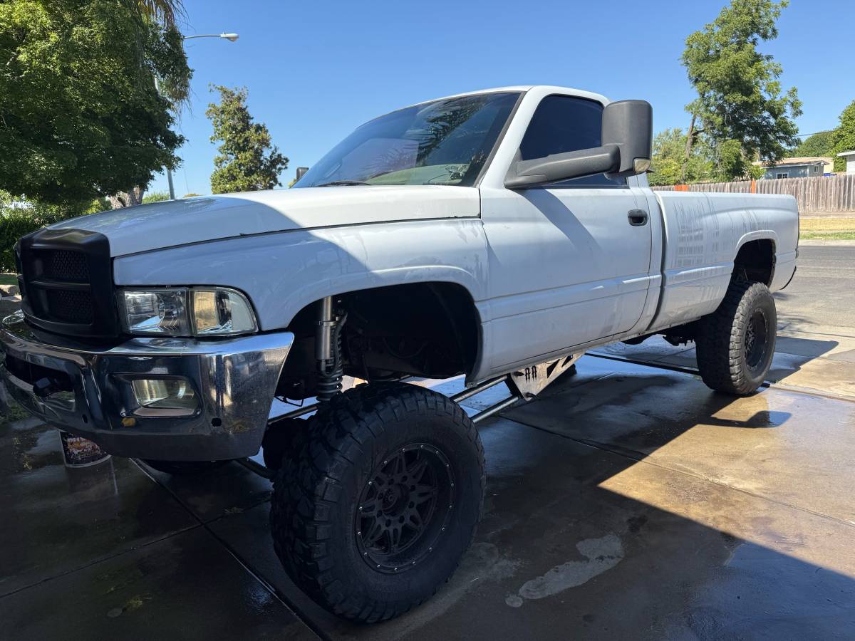 Dodge-ram-diesel-1994-grey-1