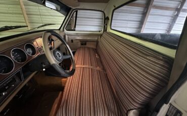 Dodge-ram-prospector-1982-10