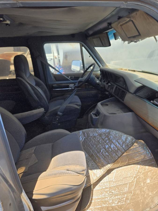 Dodge-ram-van-1500-1987-blue-3