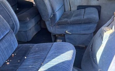 Dodge-ram-van-2500-1992-blue-1