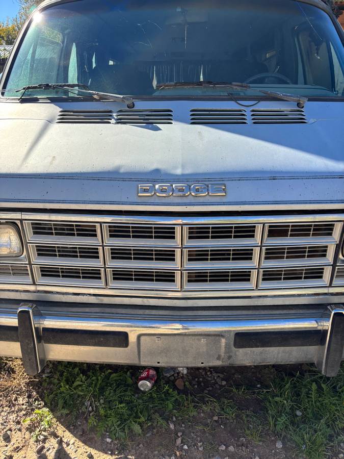Dodge-ram-van-2500-1992-blue-5