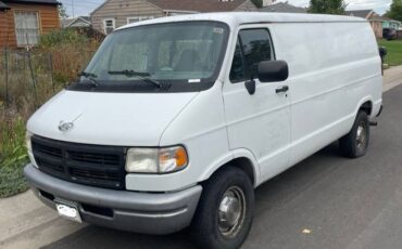 Dodge-ram-van-2500-1996-white-4