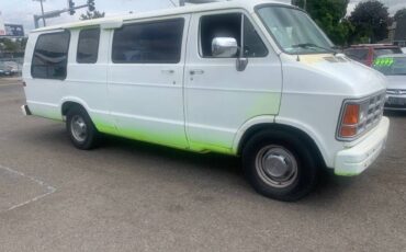 Dodge-ram-van-b250-3dr-extended-1990-white-18