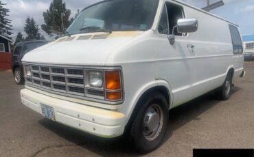 Dodge-ram-van-b250-3dr-extended-1990-white