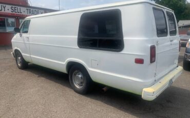 Dodge-ram-van-b250-3dr-extended-1990-white-5