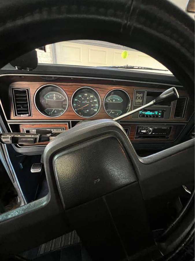 Dodge-ram-w250-1986-13