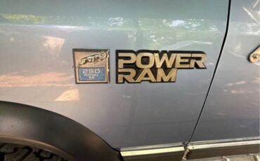 Dodge-ram-w250-1986-7