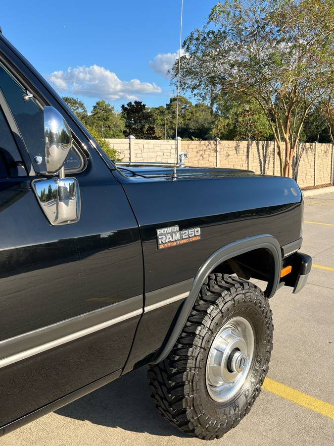 Dodge-ram-w250-diesel-1993-black-5
