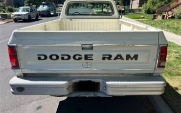Dodge-ram-w350-1983-white-4