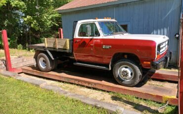 Dodge-ram-w350-diesel-1989-custom