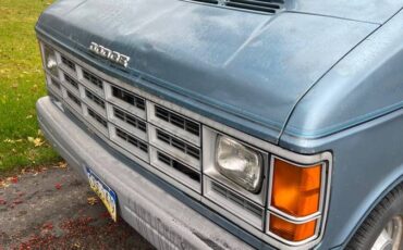 Dodge-ram-wagon-b250-1992-blue-2