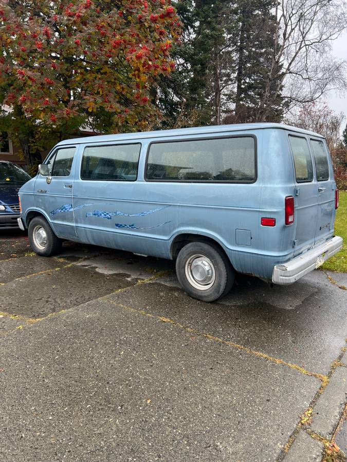 Dodge-ram-wagon-b250-1992-blue-3