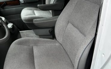 Dodge-ram-wagon-b350-cargo-van-1994-grey-32